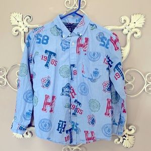 Tommy Hilfiger boys button down shirt size M